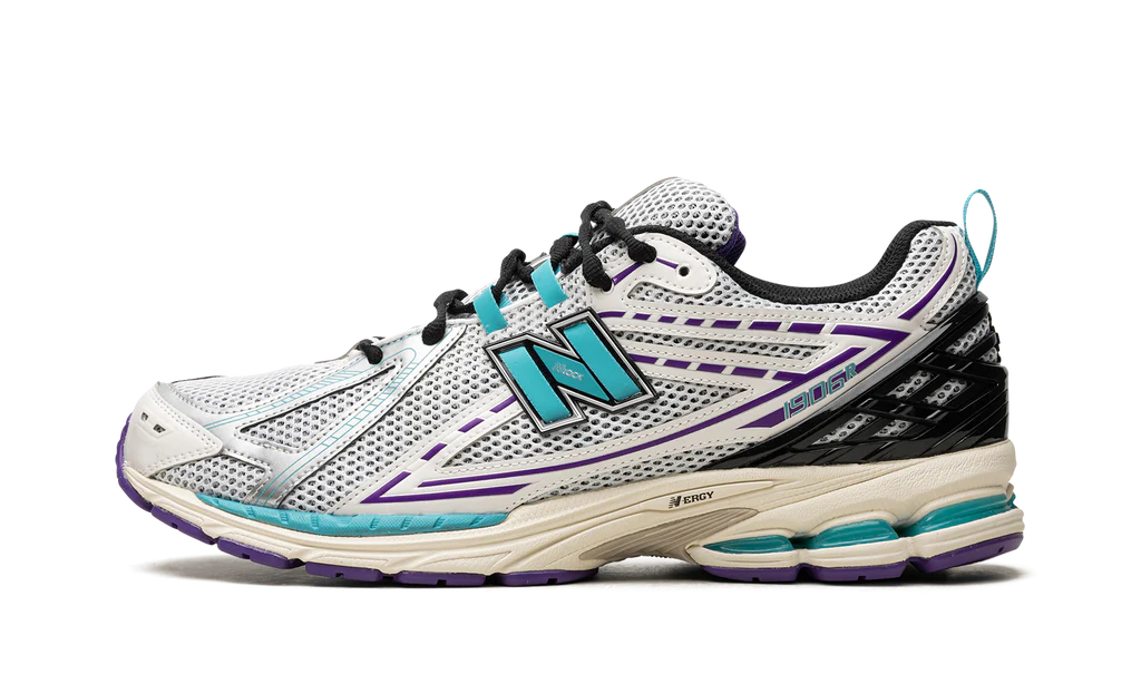 New Balance M1906 "METALLIC SILVER"