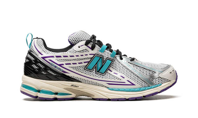 New Balance M1906 "METALLIC SILVER"