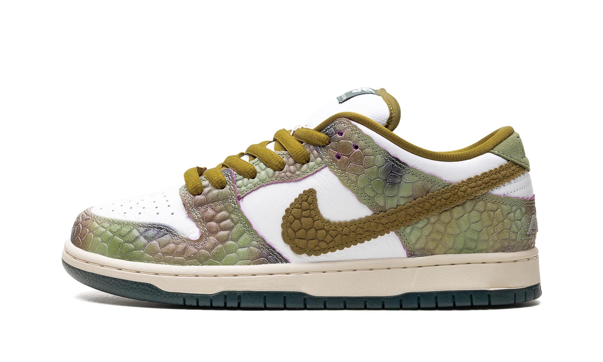 Nike SB Dunk Low "Alexis Sablone - Chameleon"
