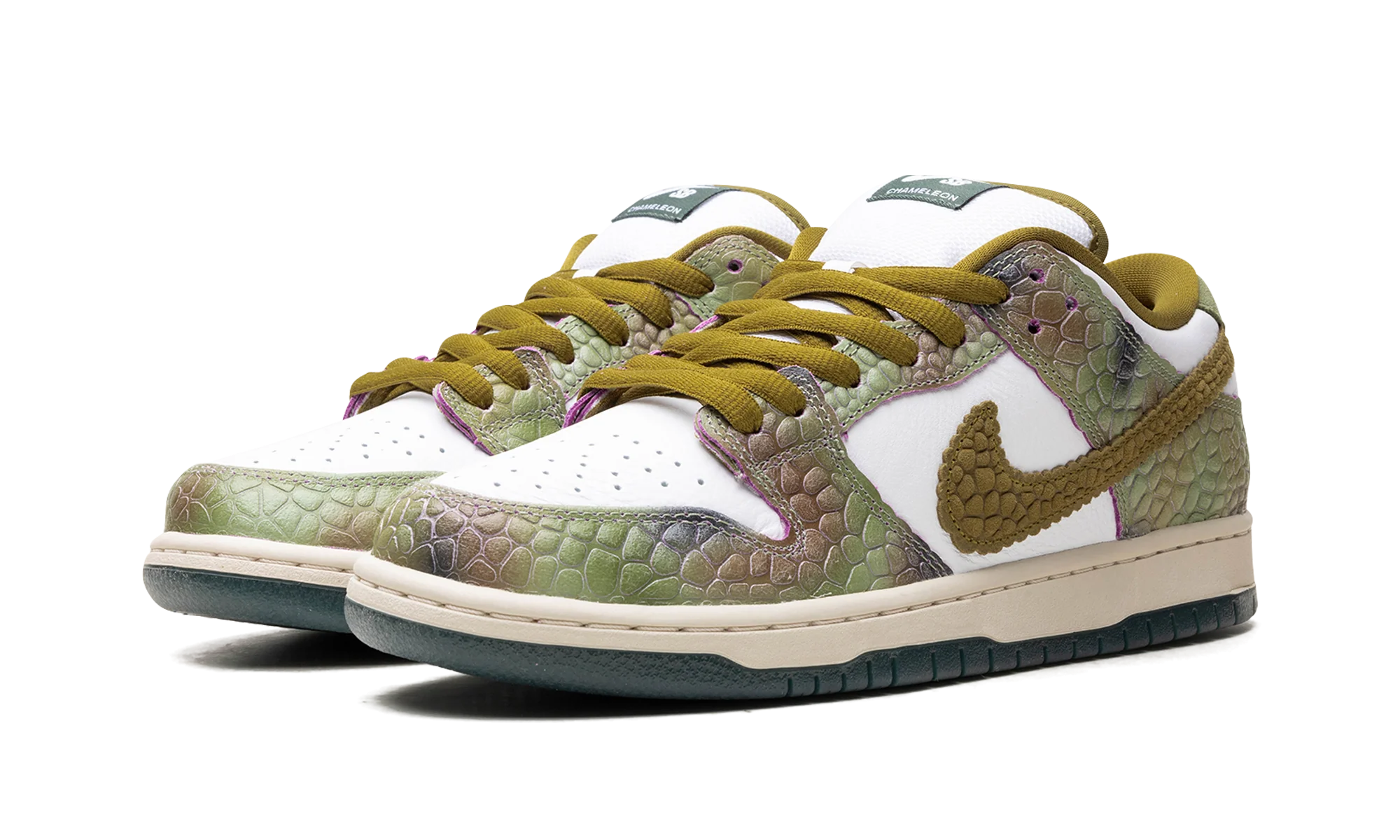 Nike SB Dunk Low "Alexis Sablone - Chameleon"