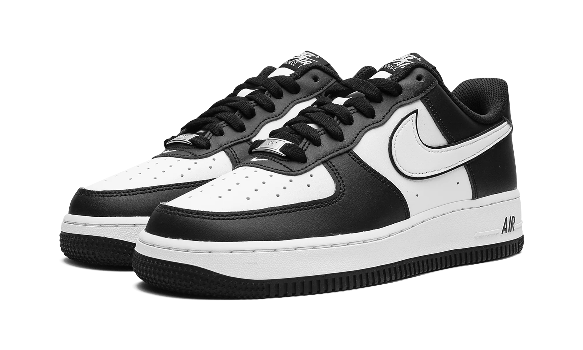 NIKE Air Force 1 Low "Panda"