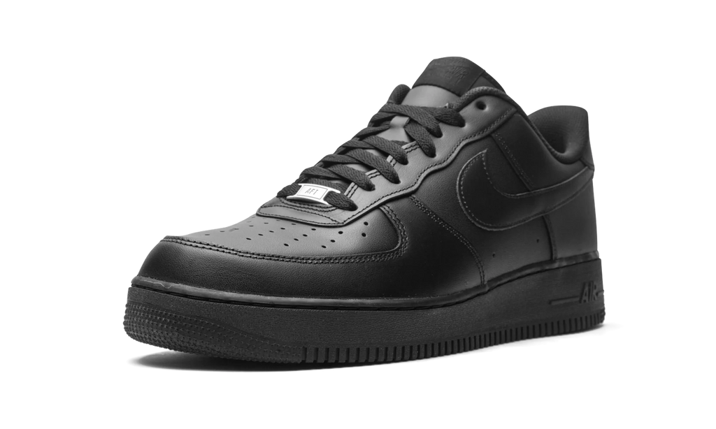 NIKE Air Force 1 Low "Triple Black"