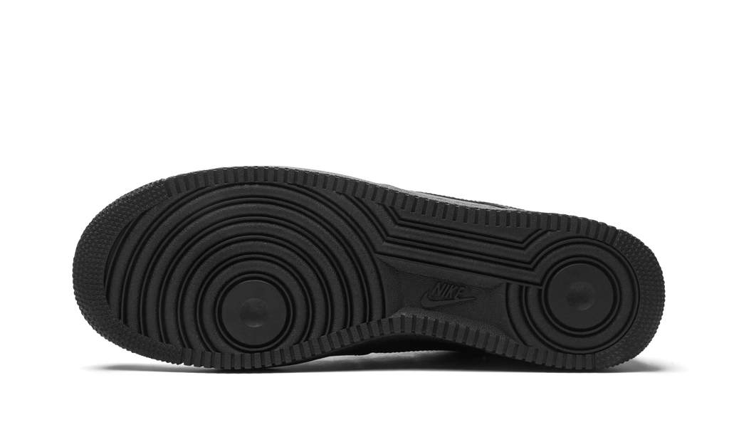 NIKE Air Force 1 Low "Triple Black"